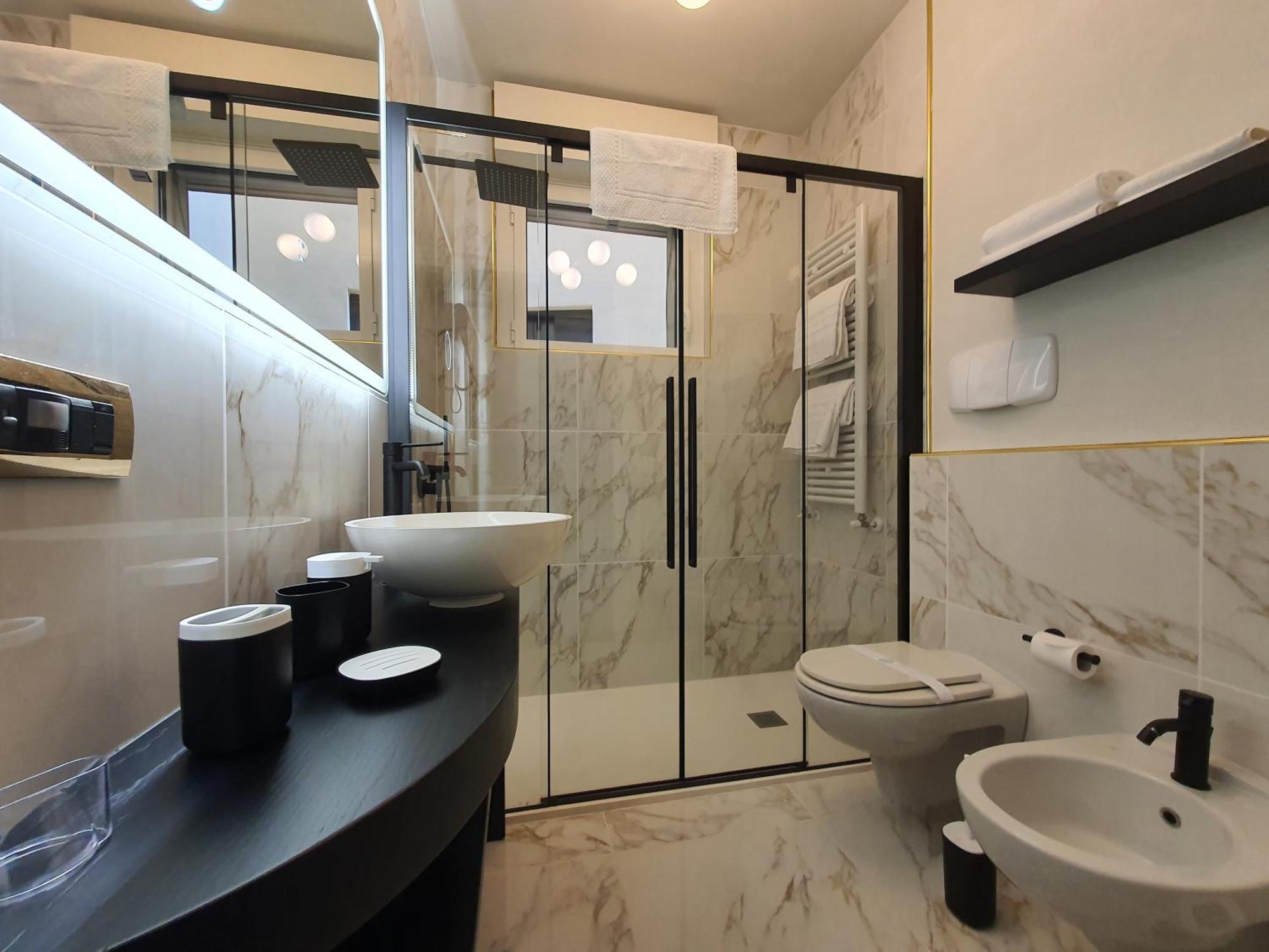 Porta Romana Gold Suite Milan Luaran gambar